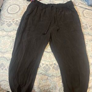 Women’s small Victoria secrets joggers